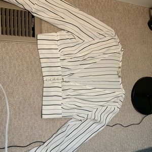 STRIPED OPEN CUT BLOUSE